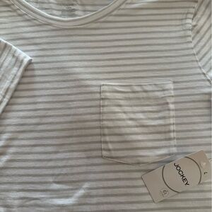 NWT Ladies Jockey T-shirt dress.  Size large.  Gray and white